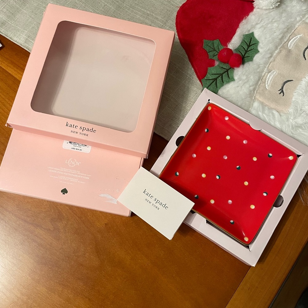 Kate Spade set of 2 Lenox 5.75 “ red dot square tray or plates